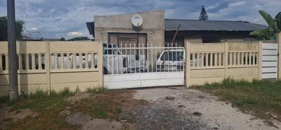 House For Sale in Blackheath Industrial, Blackheath